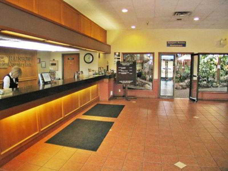 Surestay Hotel By Best Western Chilliwack Beltér fotó