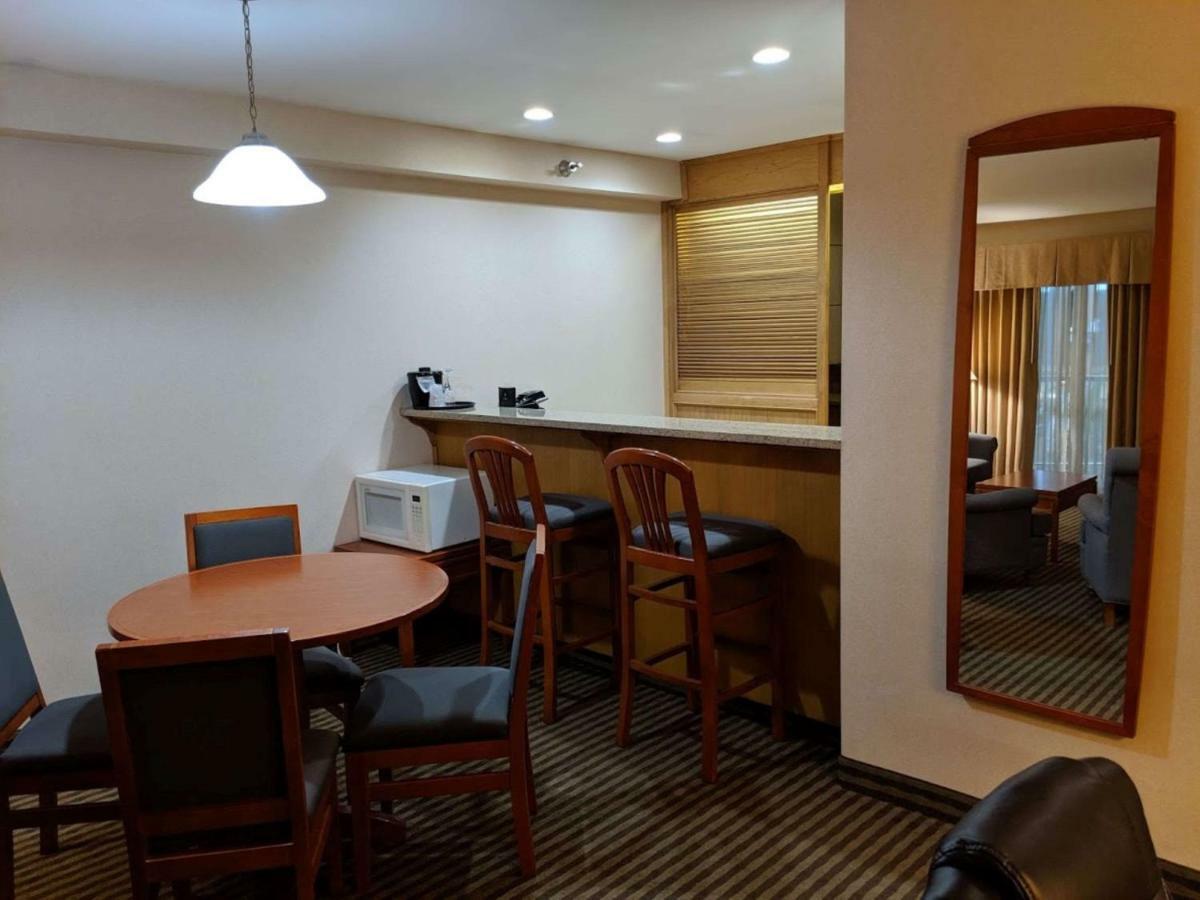 Surestay Hotel By Best Western Chilliwack Kültér fotó